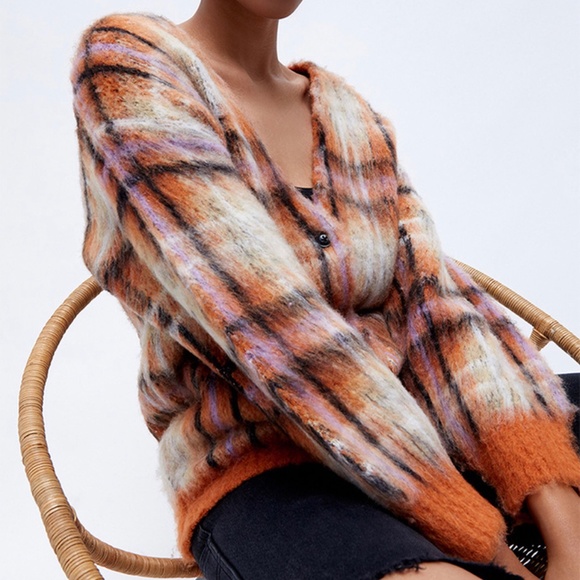 Obey Lola Cartigan - Picture 7 of 14